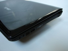 ASUS N61JV - partea dreaptă