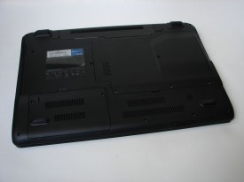 ASUS N61JV - partea inferioară