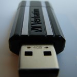 Verbatim Store'n'Go GT Edition 4GB - detaliu Verbatim StorenGo GT Edition 4GB detaliu 150x150 Verbatim StorenGo GT Edition 4GB Stick ul de curse
