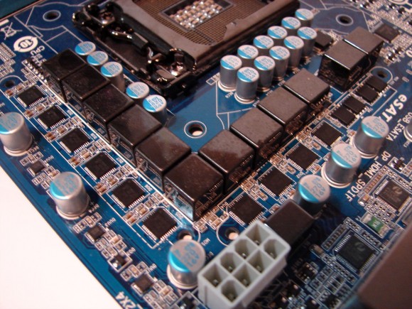 GIGABYTE GA-H67MA-UD2H - VRM