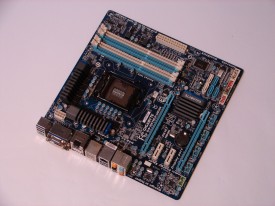 GIGABYTE GA-H67MA-UD2H - fata
