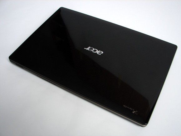 Acer Aspire 5553G-N934G50Mnks - partea superioara