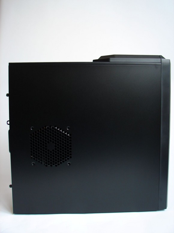 Antec One Hundred - stanga