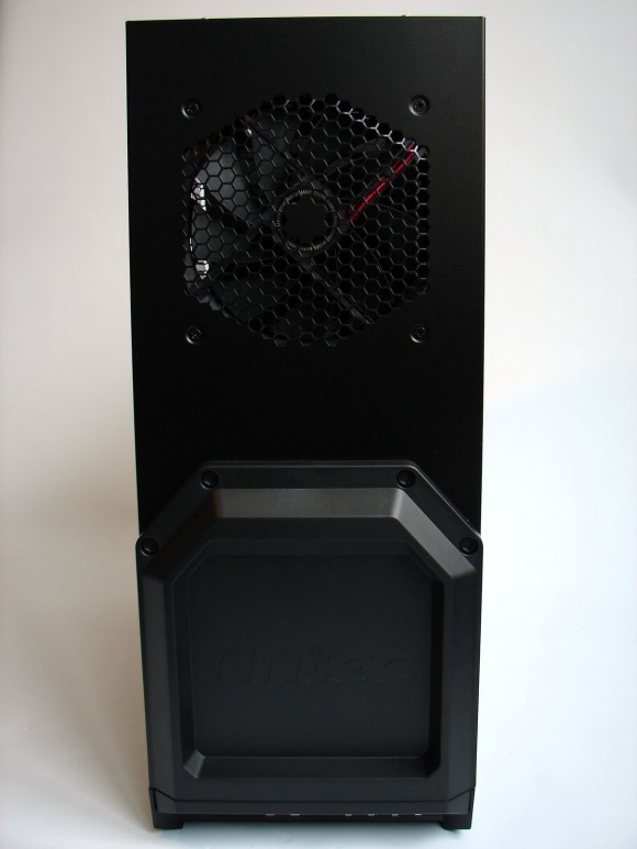 Antec One Hundred - sus
