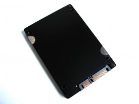 Corsair CSSD F80GB2 BRKT A spate 275x206 Corsair F80   pentru un PC mai rapid
