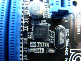 ASUS P8Z68-V PRO - controller PCI-Express to SATA II