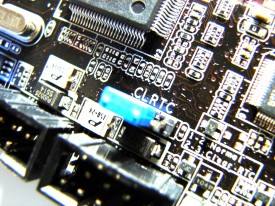 ASUS P8Z68-V PRO - jumper CLRTC