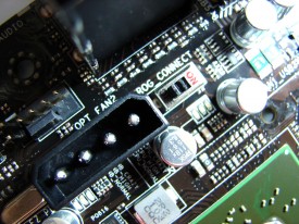 ASUS Corsshair V Formula - comutator ROG Connect si conector MOLEX