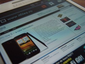 Samsung Galaxy S III screen