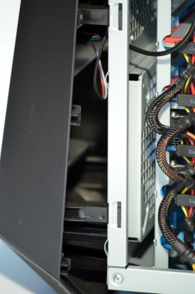 ASUS ROG CG8580 - admisie frontala interior