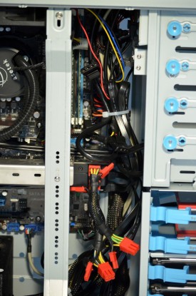 ASUS ROG CG8580 - cable management