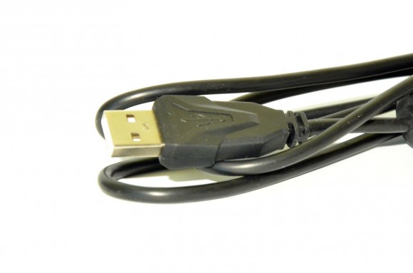 Zalman ZM-K500 - conector