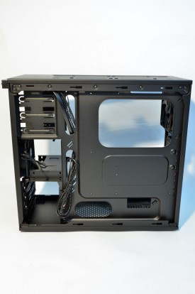 Corsair Carbide 200R - interior dreapta