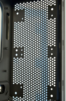 Corsair Carbide 200R - tavan