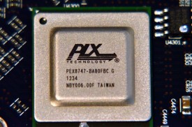 AMD Radeon HD 7990 - Bridge CrossFire