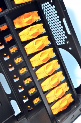 Nexus Thrio 310 - bay HDD