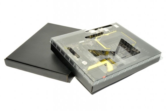 MSI Z87 MPOWER MAX - cutii interior