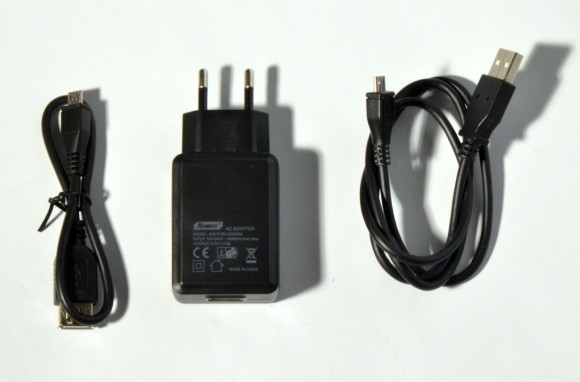 Mediacom SmartPad 9.7 HD S4 - accesorii