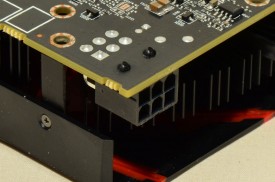 AMD Radeon R7 260 - conector alimentare