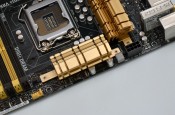ASUS Z87-EXPERT - headere si butoane 3