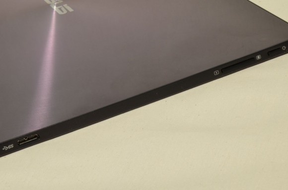 ASUS MB168B+ - conector si butoane