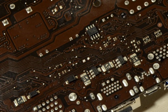 ASUS Z87-Plus - componente spate PCB