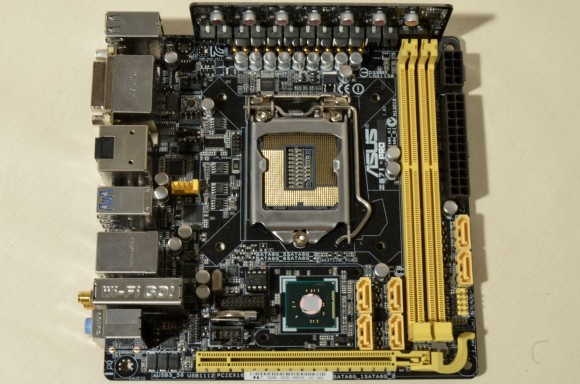 ASUS Z87I-PRO - PCB
