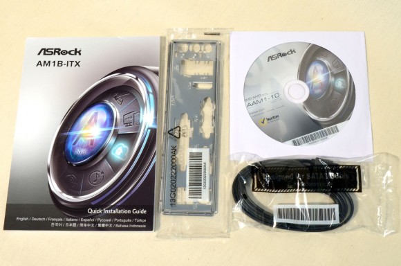 ASRock AM1B-ITX - accesorii