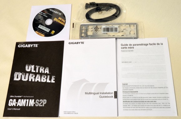 GIGABYTE AM1M-S2P - accesorii