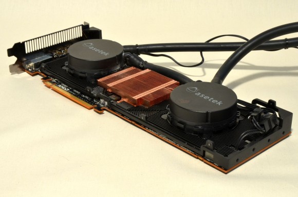 AMD Radeon R9 295 X2 - fara carcasa