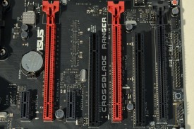 ASUS CROSSBLADE RANGER - slot-uri expansiune